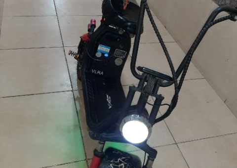 Mini Harley Electric Scooter – Powerful & Stylish Ride! - 3/3