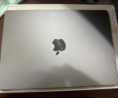 Apple MacBook Pro M3 – 500 GB | Silver