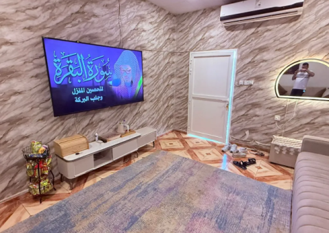 Spacious house for sale in Al Jazzat - 2/5