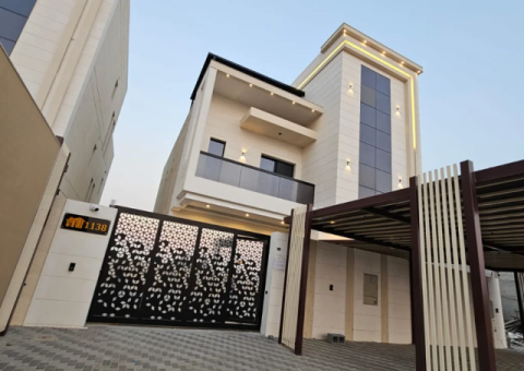 Luxury 6-Bedroom Villa for Sale in Al Amrah, Ajman - 3/5