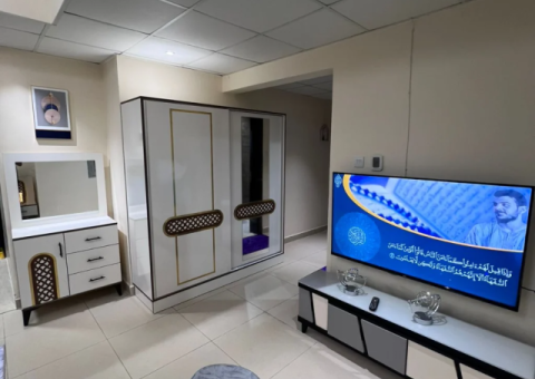 Furnished VIP Studio for Rent in Al Yasmin Towers - 2/4