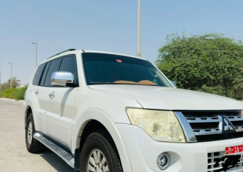Mitsubishi Pajero 2013 Excellent Condition - 1/4