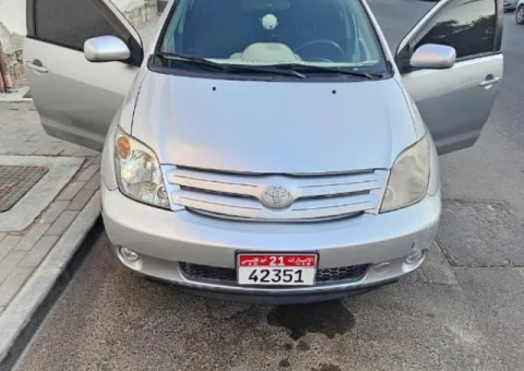 2004 Toyota XA for Sale in Al Ain - 1/4