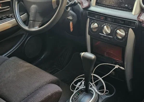 2004 Toyota XA for Sale in Al Ain - 2/4