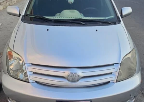 2004 Toyota XA for Sale in Al Ain - 3/4