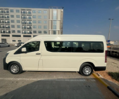 Toyota HiAce 2021 - 200,000 km