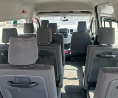 Toyota HiAce 2021 - 200,000 km