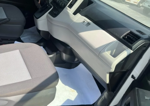 Toyota HiAce 2021 - 200,000 km - 5/5