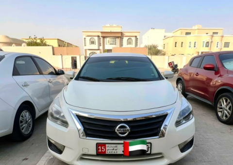 2016 Nissan Altima - 18,000 AED - 1/3