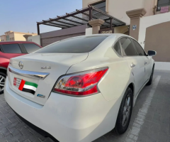 2016 Nissan Altima - 18,000 AED