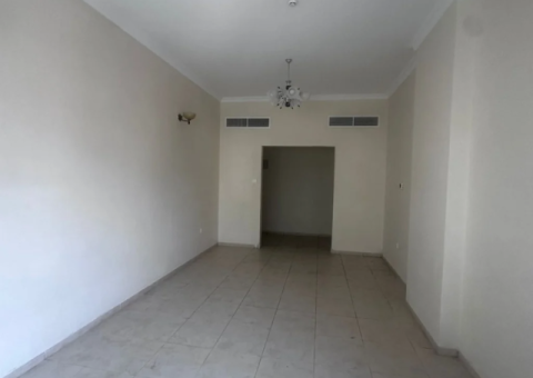 For Sale – Distinctive Investment Building in Rolla, Sharjah - 1/4