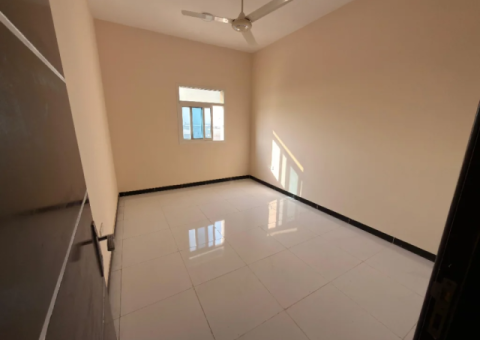 Available: 2-bedroom apartment with hall - 1/4