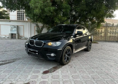 Urgent Sale: Clean BMW X6 Low Mileage - 3/4