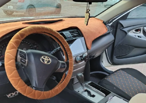 Toyota Camry for Monthly Rent - 4/4