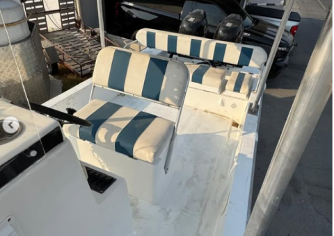 Sharqa Marine 31ft Boat – Fully Renovated, 2009 Model - 2/8