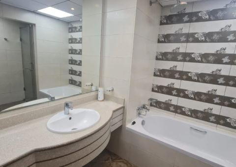 Super Deluxe Duplex Apartment for Rent - 4/5