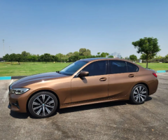 2020 BMW 320i GCC Spec - 93,000 km