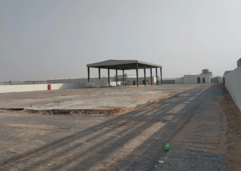 For Sale: Prime Land in Umm Al Thuoob, Umm Al Quwain - 1/5
