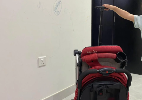 Easy-to-Carry Stroller – Good Condition - 2/2