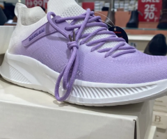 Brand New OAKLAN Shoes – Size 39 EU, White & Purple