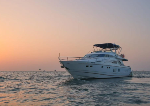 Super Luxury Chartered Yachts for Sale – Dubai - 1/5