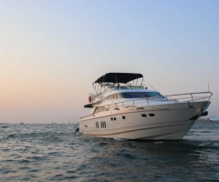 Super Luxury Chartered Yachts for Sale – Dubai