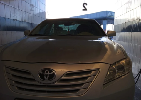 2008 Toyota Camry Silver Excellent Condition - 1/5