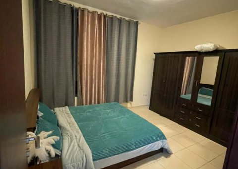 1 BHK Apartment for Rent – Orient Towers, Prime Location - 3/5