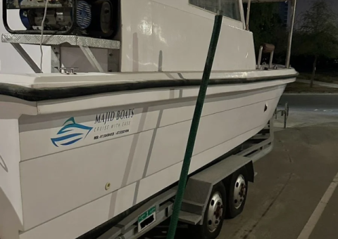 34-Foot Al Majid Cruiser – 2 Yamaha 250 Four-Stroke Engines - 5/5