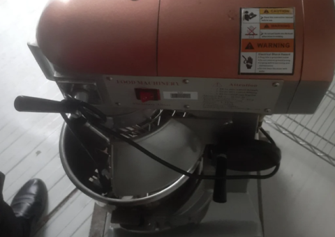 Mixer for Sale – AED 1500 - 2/3
