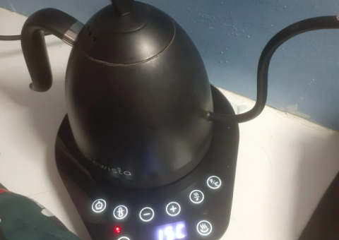 Electric Tea Kettle – AED 250