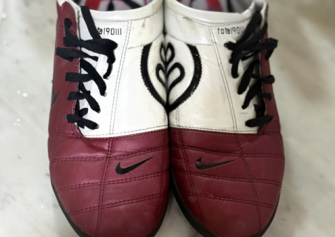 Shoes for Artificial Grass – Used Less Than 1 Month - 1/4