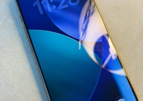 iPhone 16 Pro – 128GB, Desert Color – Excellent Condition - 3/3