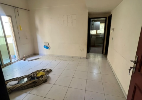 1-Bedroom Apartment with Living Room – Families Only - 1/5