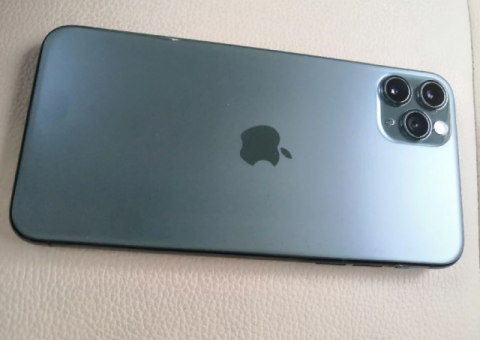 iPhone 11 Pro Max – Excellent Condition, 64GB - 1/3