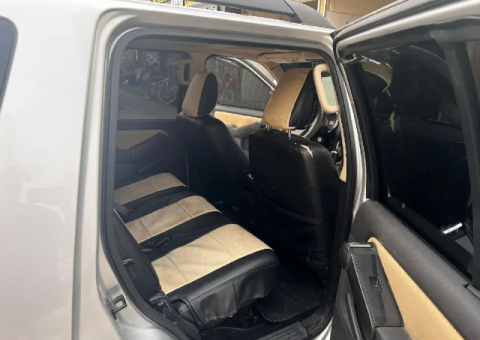 2010 Ford Explorer for Sale - Excellent Condition - 2/5